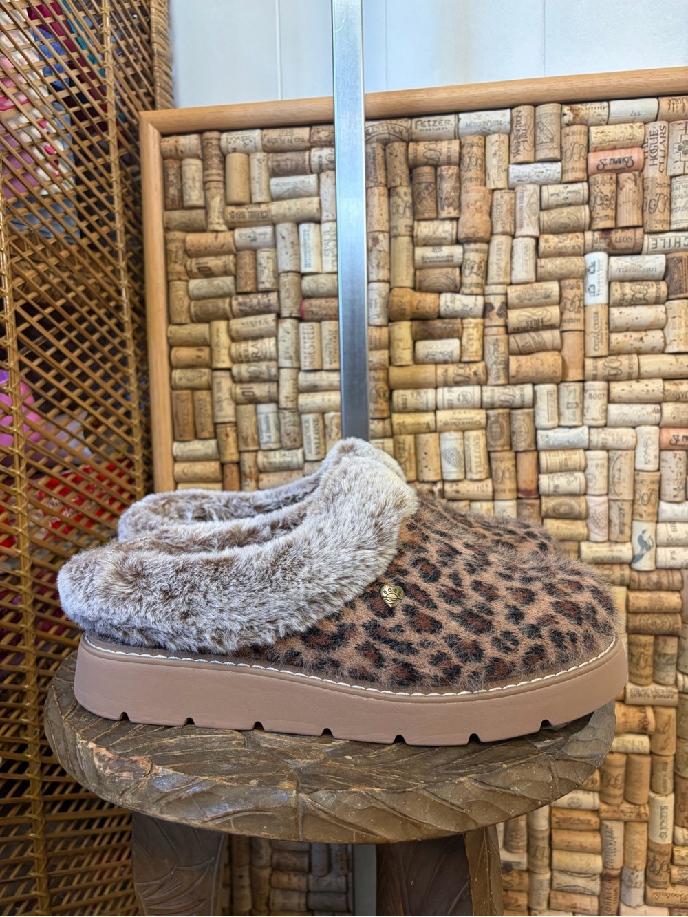 Skechers Bobs Leopard Brown Animal Print Fur Clog Slippers Comfort shoes size 10